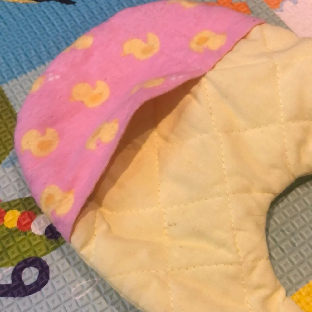 3/$12 Quilted Bib with Duck-Detail Pocket (OS)